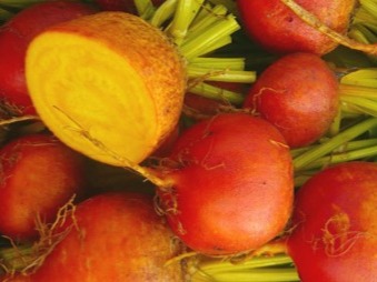 AndreaPicks-SeasonalSaladBeets